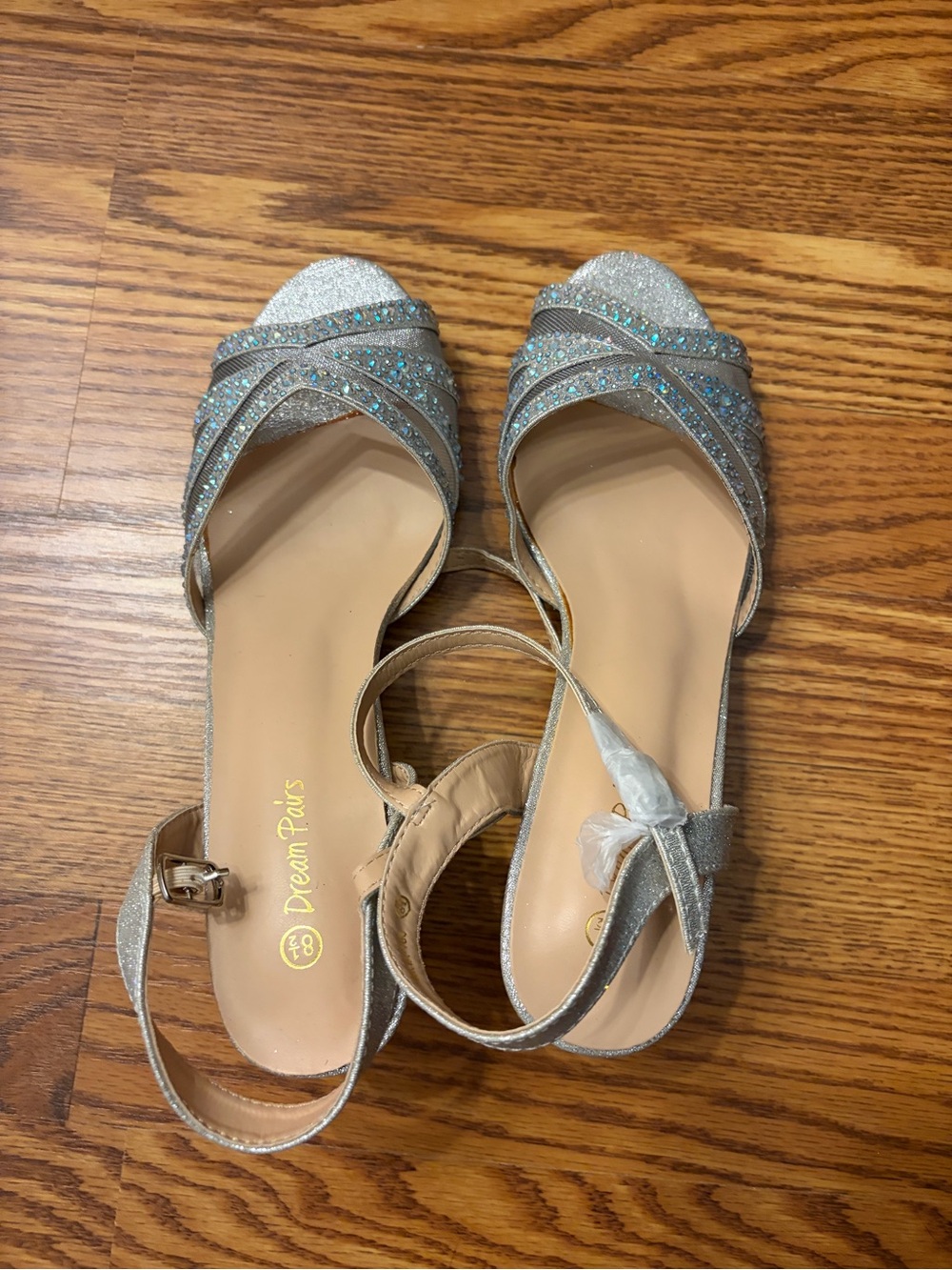 Dream Pairs Silver Glitter Rhinestone Cross-Strap Ankle Sandals